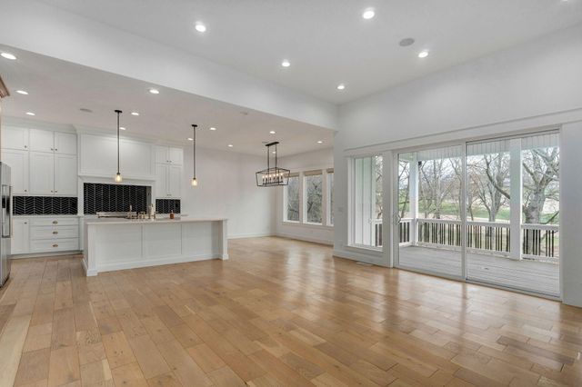 3806 E Cypress Point Street, Springfield, MO 65802