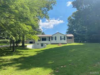 5466 Keller Road, St Louis, MO 63128