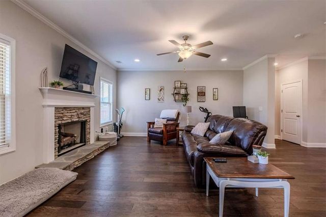 113 Cottage Walk, Cartersville, GA 30121