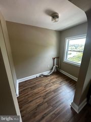 3566 S DELSEA DR #B, Vineland, NJ 08360