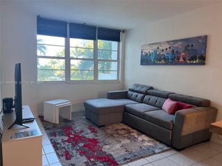 100 Lincoln Rd 415, Miami Beach, FL 33139