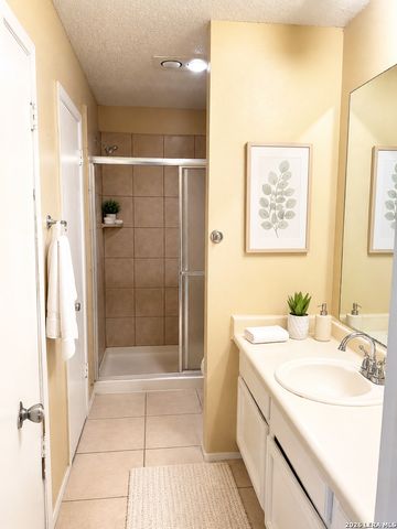 10527 Perrin Beitel Rd Apt A204, San Antonio, TX 78217