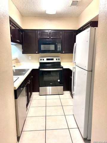 10527 Perrin Beitel Rd Apt A204, San Antonio, TX 78217