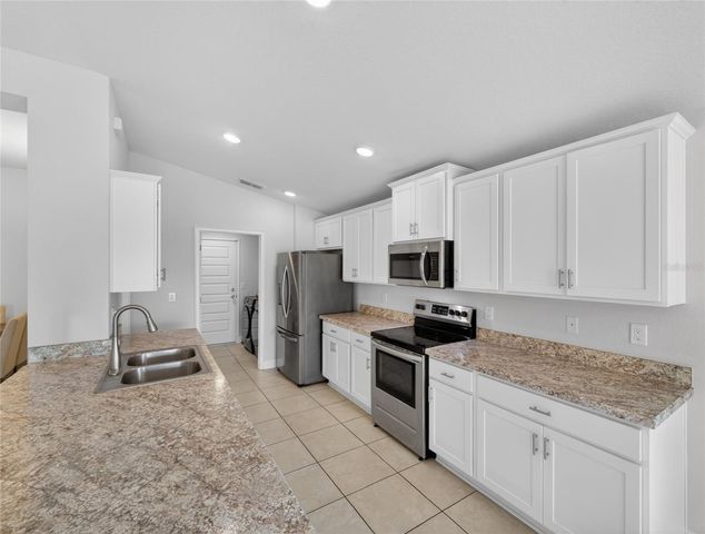 1113 CITRUS LANDINGS BOULEVARD, Davenport, FL 33837