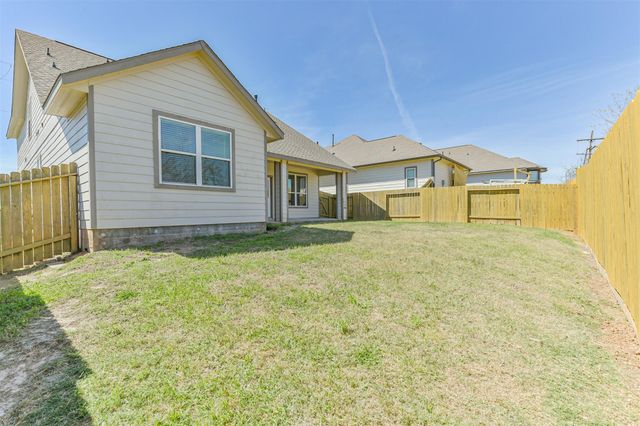 13083 Clear View Drive, Willis, TX 77318