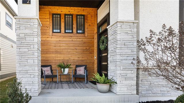 1032 SW Armie Street, Lee's Summit, MO 64081