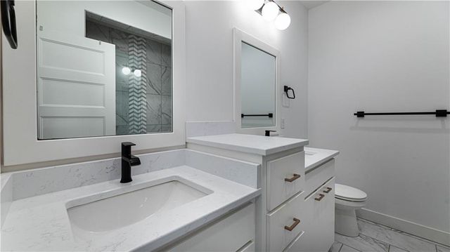 1032 SW Armie Street, Lee's Summit, MO 64081