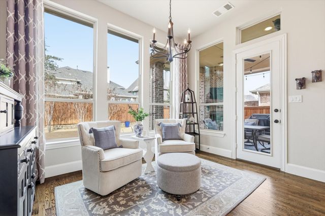 1401 Bluebell Avenue, Lantana, TX 76226