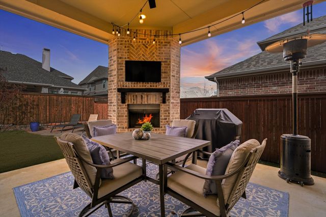 1401 Bluebell Avenue, Lantana, TX 76226