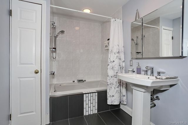 14 N Lexow Avenue, Nanuet, NY 10954