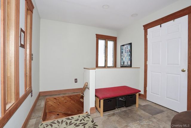 14 N Lexow Avenue, Nanuet, NY 10954