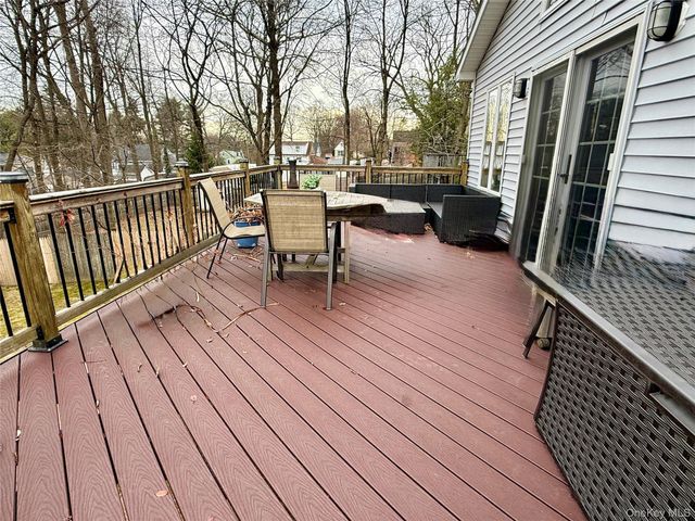 14 N Lexow Avenue, Nanuet, NY 10954