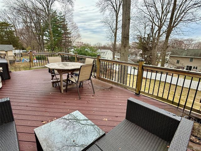 14 N Lexow Avenue, Nanuet, NY 10954