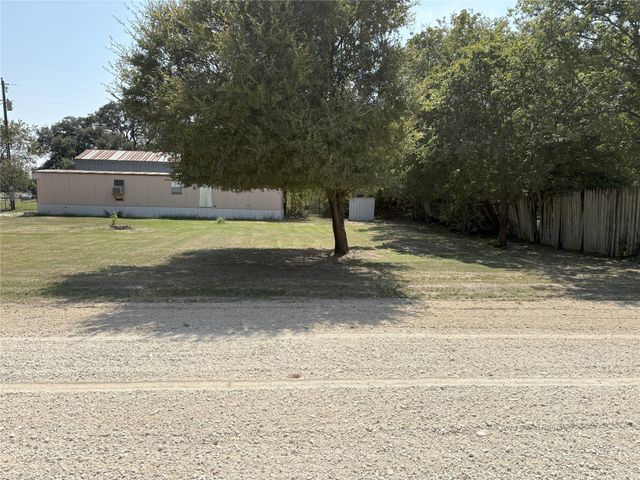 142 Lonely Pine Road, Waco, TX 76708