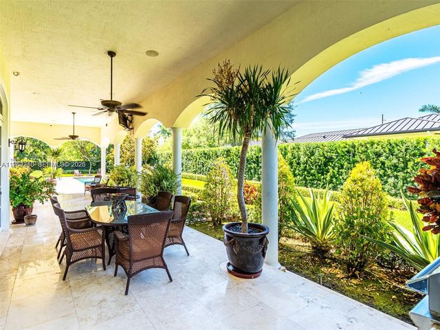 9076 SW 59th Court, Pinecrest, FL 33156