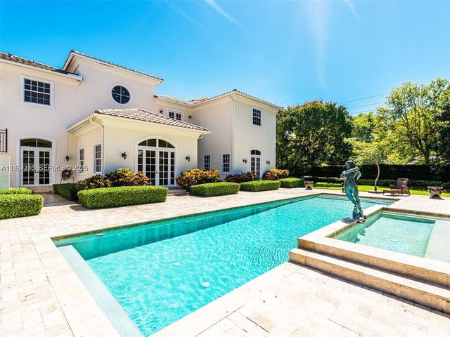 9076 SW 59th Court, Pinecrest, FL 33156