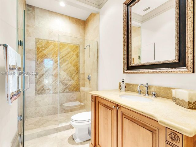 9076 SW 59th Court, Pinecrest, FL 33156