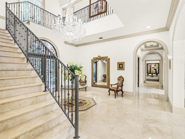9076 SW 59th Court, Pinecrest, FL 33156
