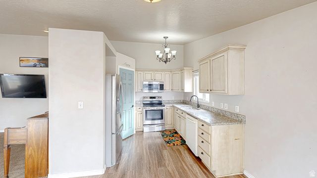 2346 E 1170 S, Spanish Fork, UT 84660