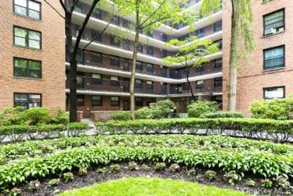 35-51 85 Street 2A, Jackson Heights, NY 11372 — exterior