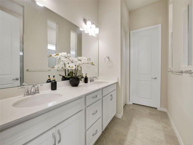 906 SAVANNAH PALMS BOULEVARD, Orlando, FL 32828