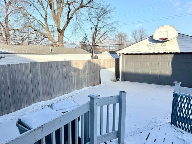 25304 Culver Street, St Clair Shores, MI 48081