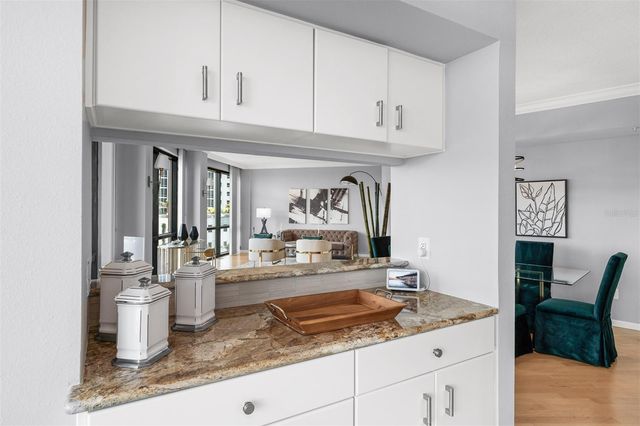 322 E CENTRAL BOULEVARD 901, Orlando, FL 32801
