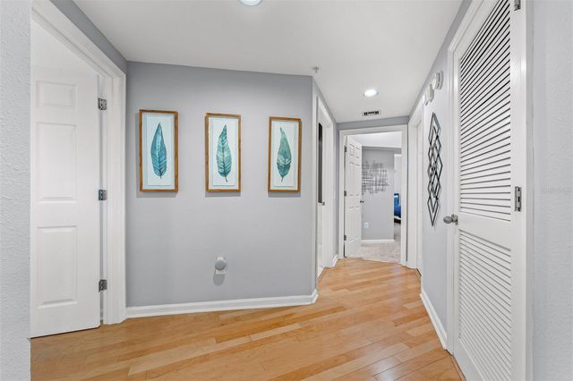 322 E CENTRAL BOULEVARD 901, Orlando, FL 32801