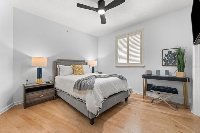322 E CENTRAL BOULEVARD 901, Orlando, FL 32801