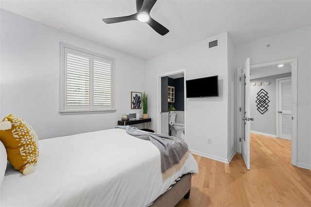 322 E CENTRAL BOULEVARD 901, Orlando, FL 32801