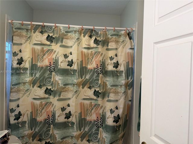 9765 Apache Blvd, West Palm Beach, FL 33412