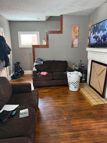 28 S Warren Avenue, Columbus, OH 43204