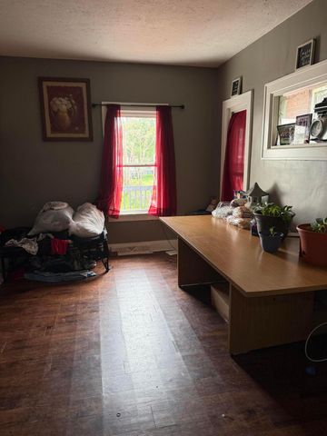 28 S Warren Avenue, Columbus, OH 43204