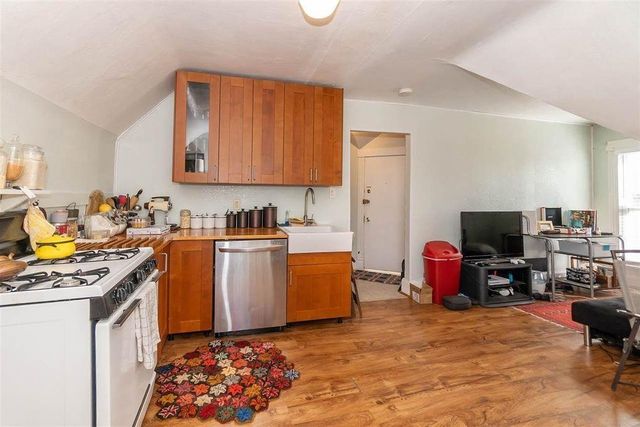 2503 Olive Street, Cedar Falls, IA 50613