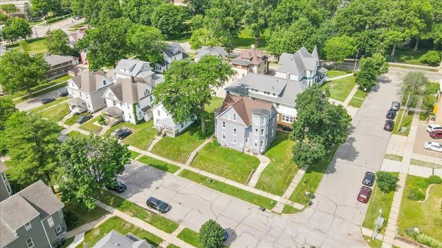 2503 Olive Street, Cedar Falls, IA 50613