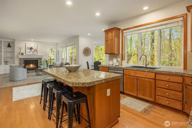1103 272nd Place SE, Sammamish, WA 98075