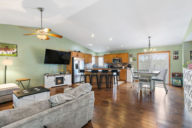 919 Spring Drive, Marengo, IL 60152