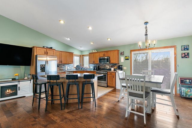 919 Spring Drive, Marengo, IL 60152