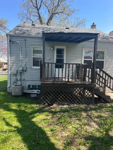 12408 S Carpenter Street, Calumet Park, IL 60827