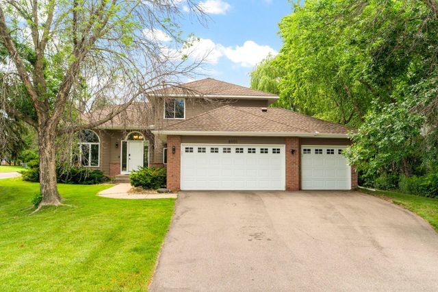 8901 Dunbar Knoll N, Brooklyn Park, MN 55443