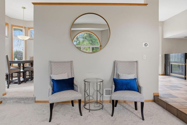 8901 Dunbar Knoll N, Brooklyn Park, MN 55443