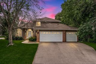 8901 Dunbar Knoll N, Brooklyn Park, MN 55443