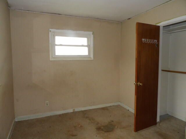 211 Creekview Drive, Battle Creek, MI 49037