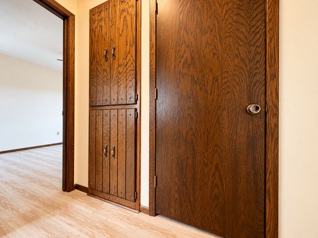 8223 Brunswick Circle N, Brooklyn Park, MN 55443
