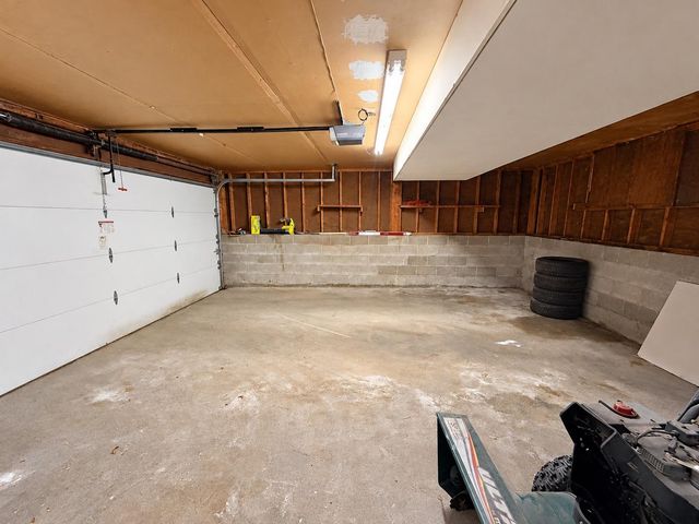 8223 Brunswick Circle N, Brooklyn Park, MN 55443