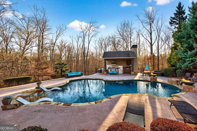 18 Willow Place, Newnan, GA 30265