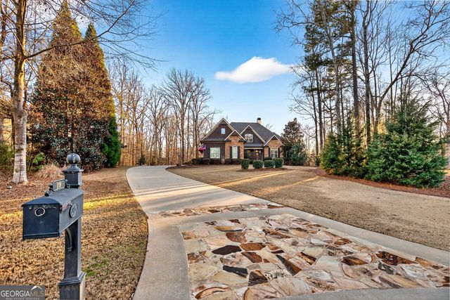 18 Willow Place, Newnan, GA 30265