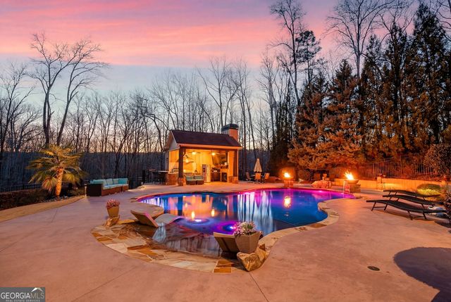 18 Willow Place, Newnan, GA 30265