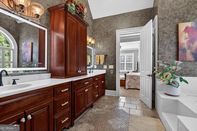 18 Willow Place, Newnan, GA 30265