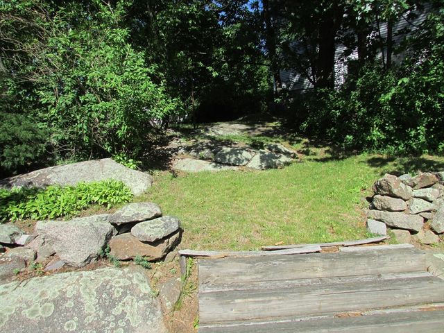 21 Greystone 21, Quincy, MA 02169